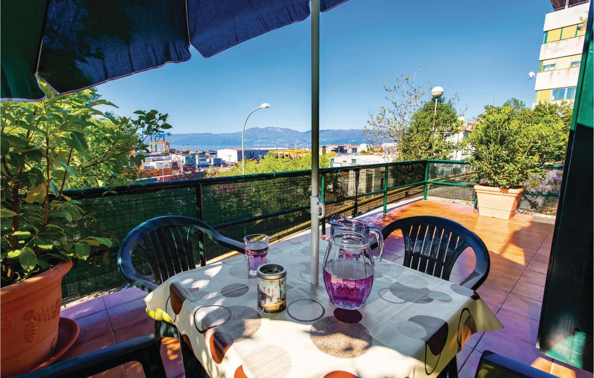 Amazing Apartment In Rijeka With Wifi Εξωτερικό φωτογραφία