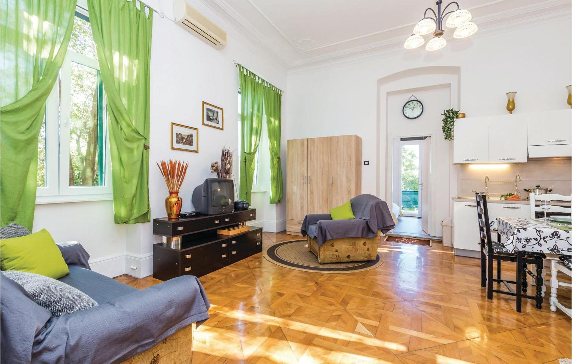 Amazing Apartment In Rijeka With Wifi Εξωτερικό φωτογραφία