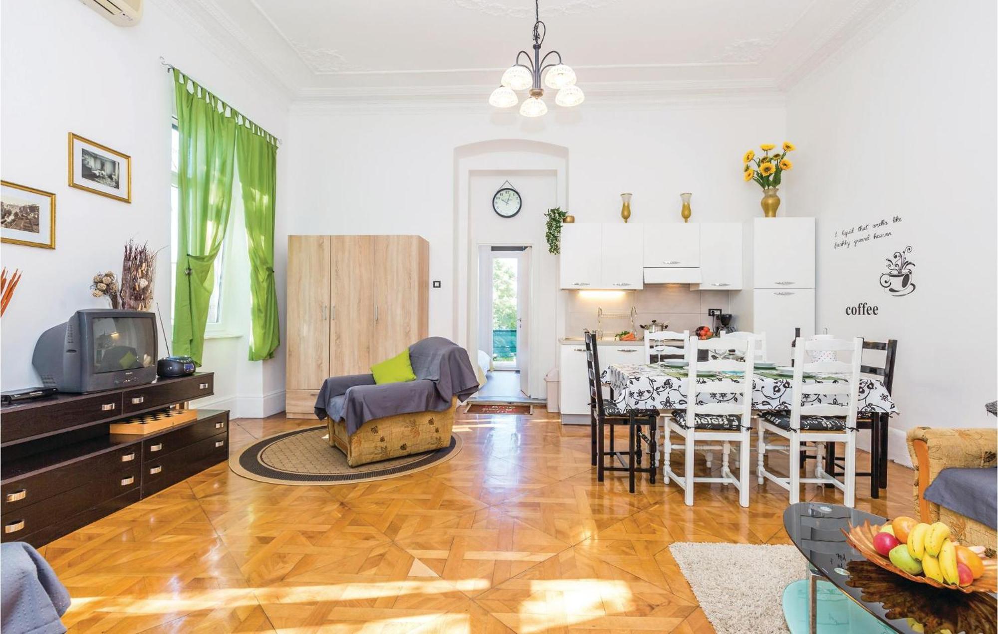 Amazing Apartment In Rijeka With Wifi Εξωτερικό φωτογραφία
