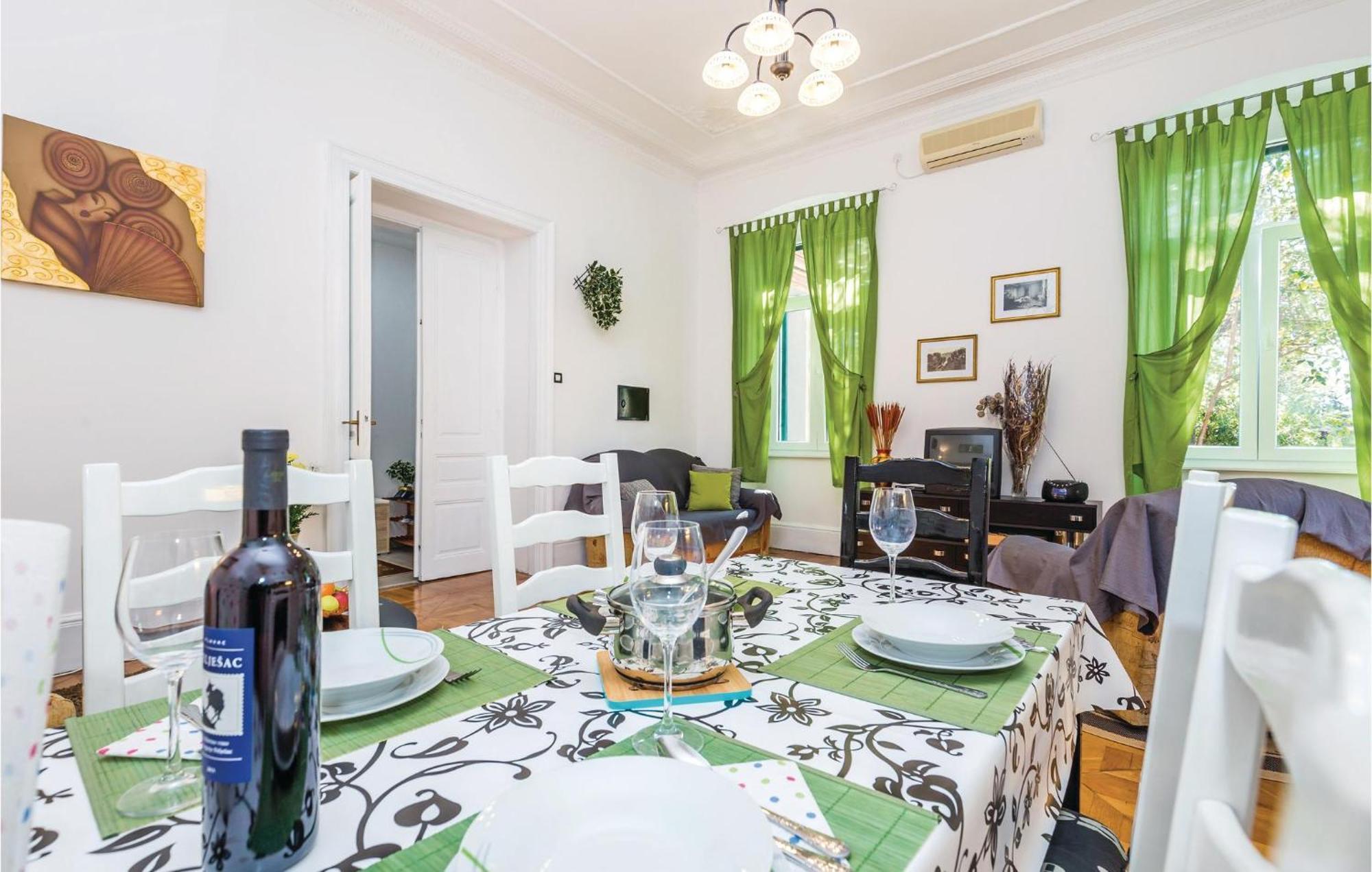Amazing Apartment In Rijeka With Wifi Εξωτερικό φωτογραφία